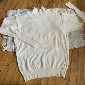 Chanel vintage 100% cashmere sweater size small